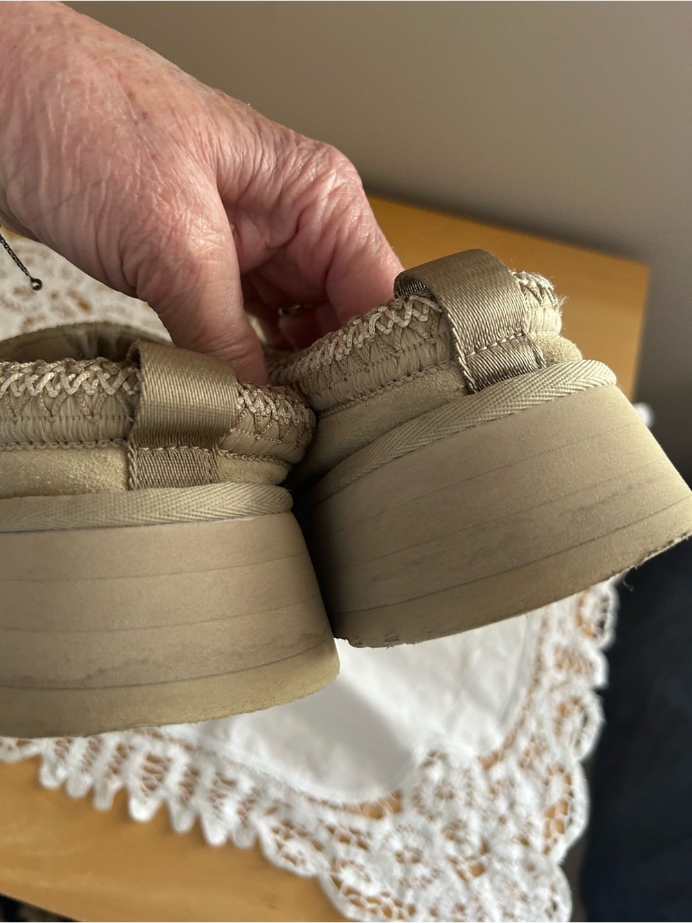 UGG Slip-On Shearling Lined Clog - Chestnut Tan - Picture 4 of 5